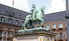 Johann Wilhelms II Statue