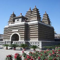 Five Pagoda Temple