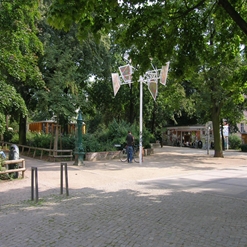 Helmholtzplatz
