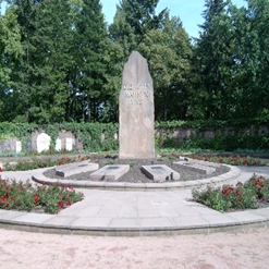 Friedrichsfelde Central Cemetery (Zentralfriedhof Friedrichsfelde)