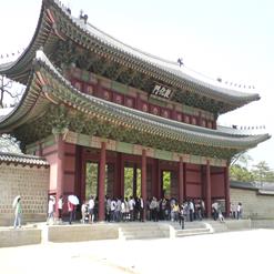 Changgyeong-gung